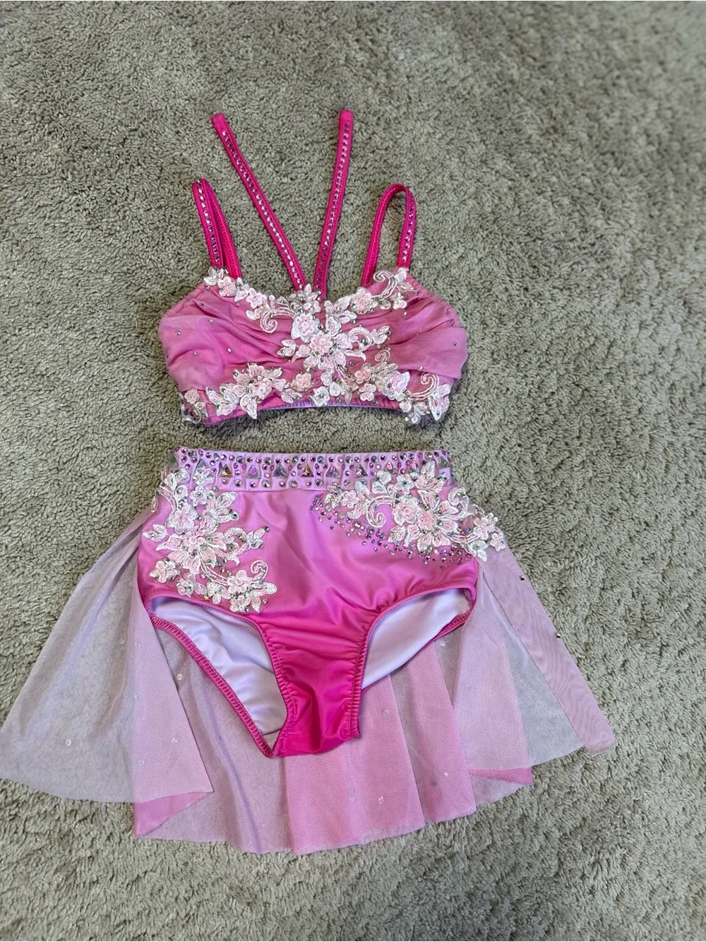 Used Lyrical Dance Glamour Costume. Size CM.